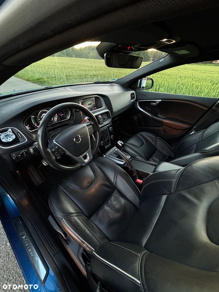 Volvo V40 D3 Drive-E R-Design Kinetic - 20