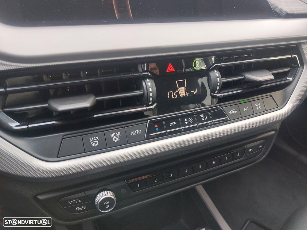 BMW 116 d Corporate Edition Auto - 37