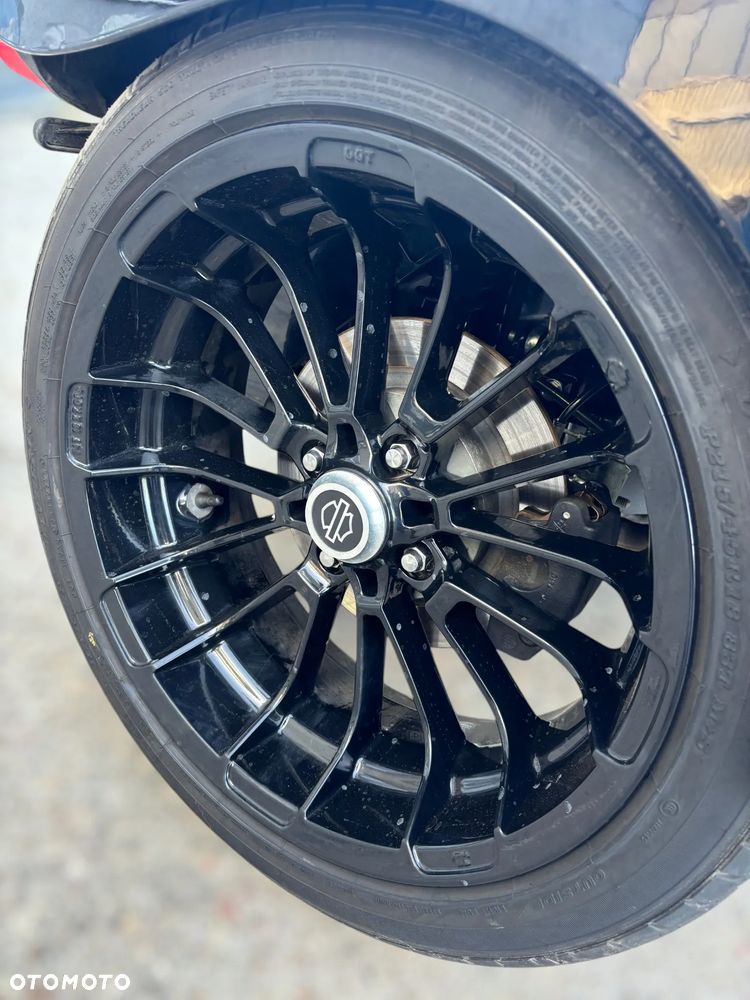 Harley-Davidson Trike Freewheeler - 16