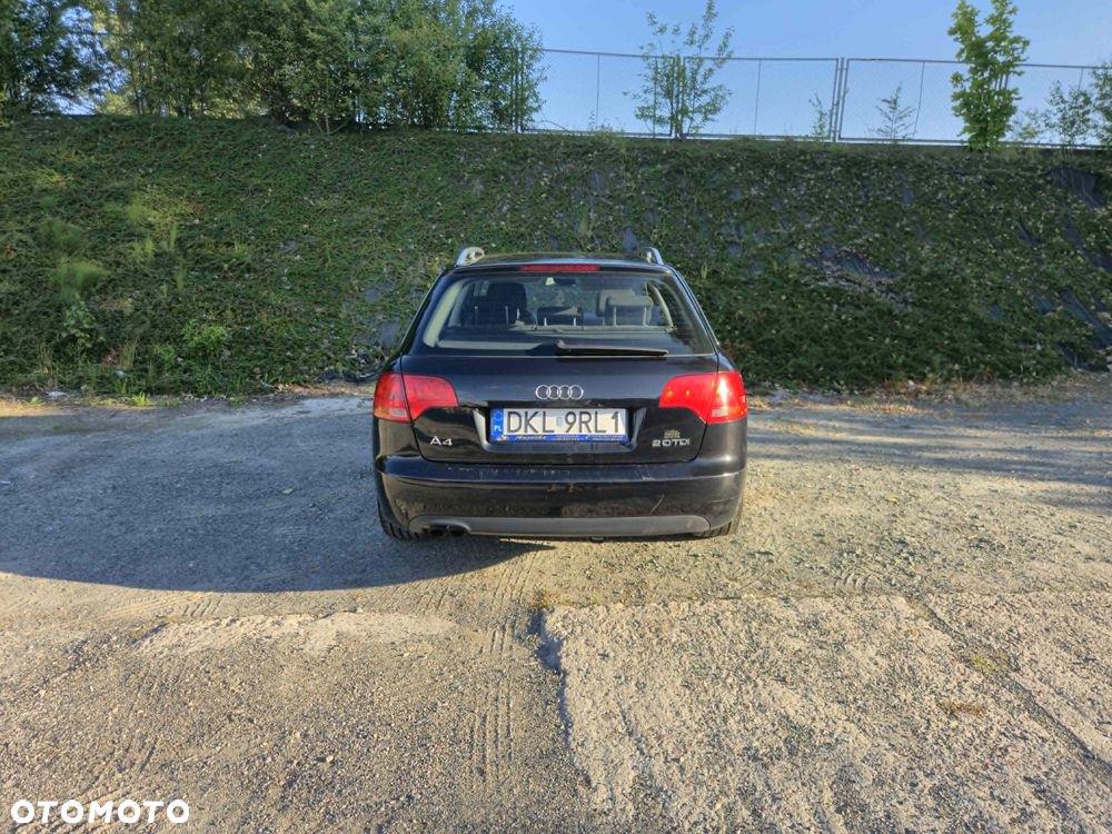 Audi A4 Avant 2.0 TDI DPF - 8