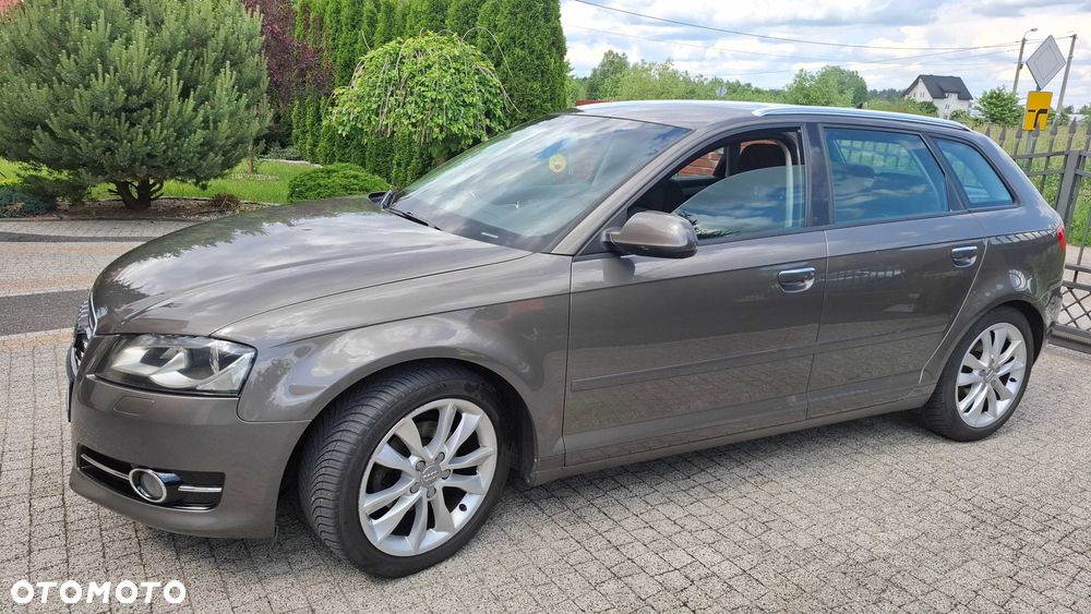 Audi A3 Sportback - 2