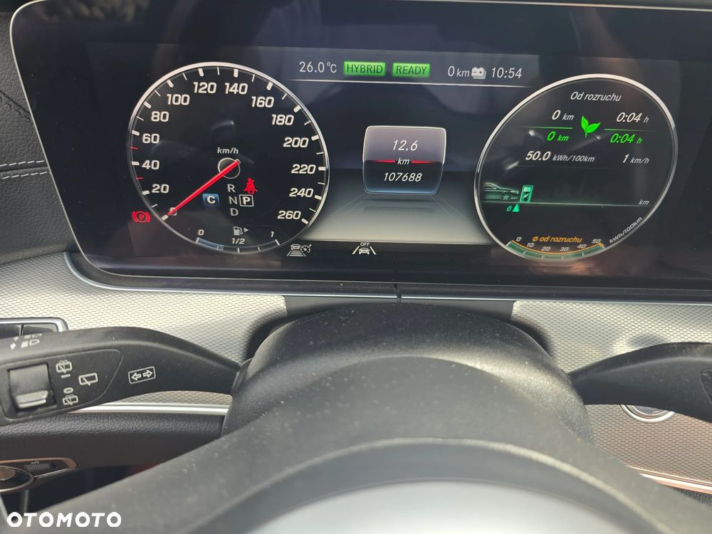 Mercedes-Benz Klasa E - 23