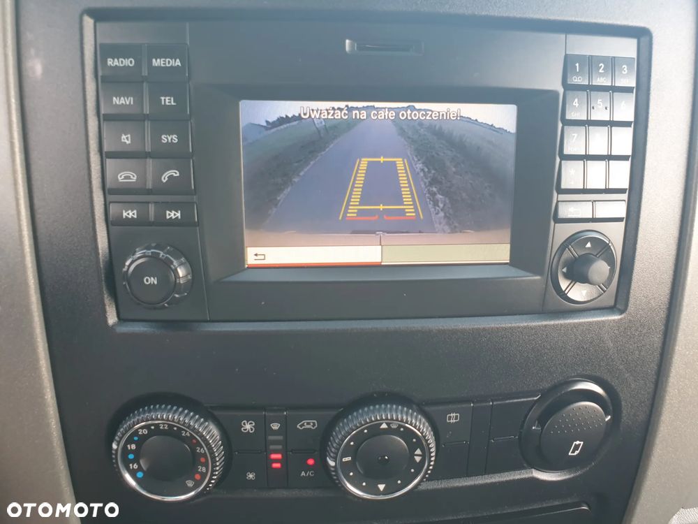 Mercedes-Benz SPRINTER - 8
