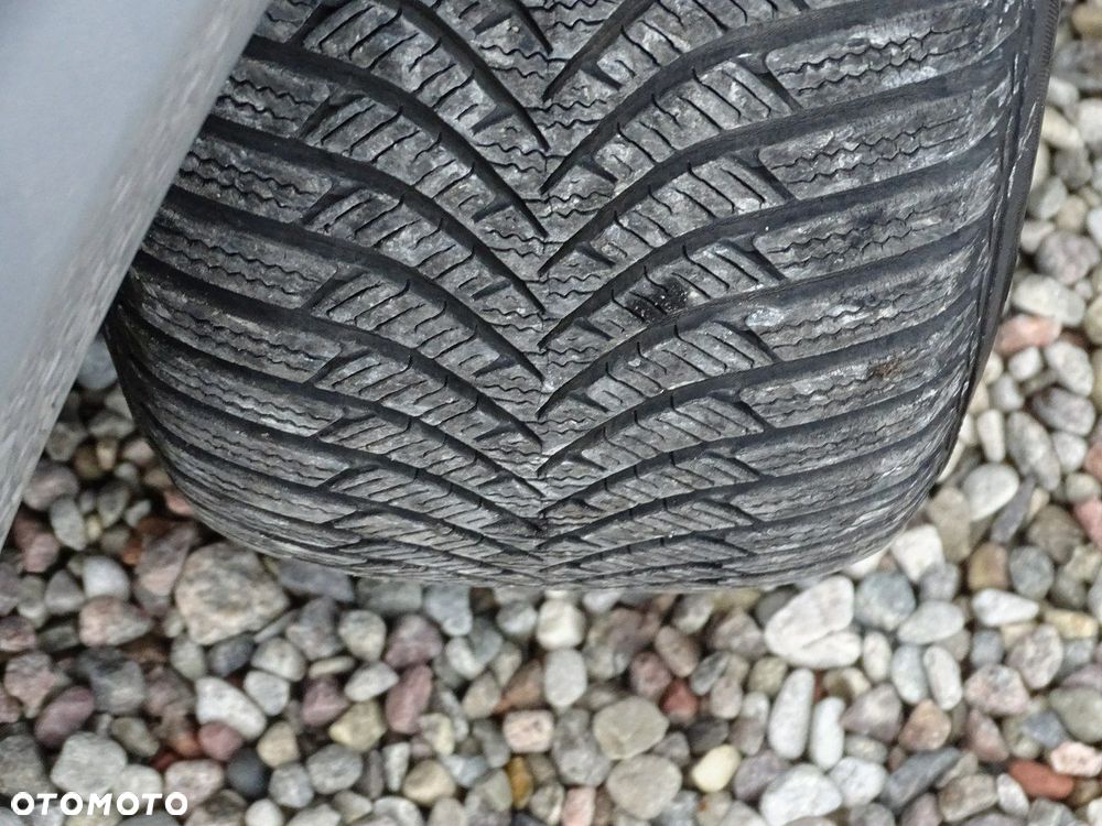 Audi A4 Limousine - 15