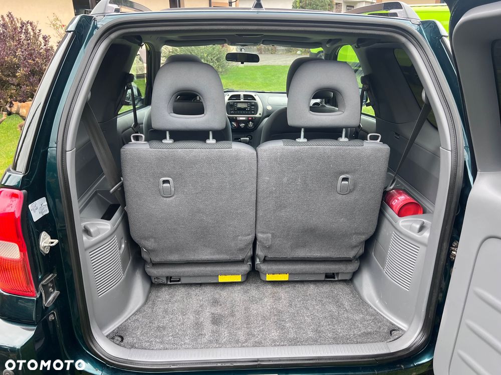 Toyota RAV4 2.0 VVT-i 4x4 - 18