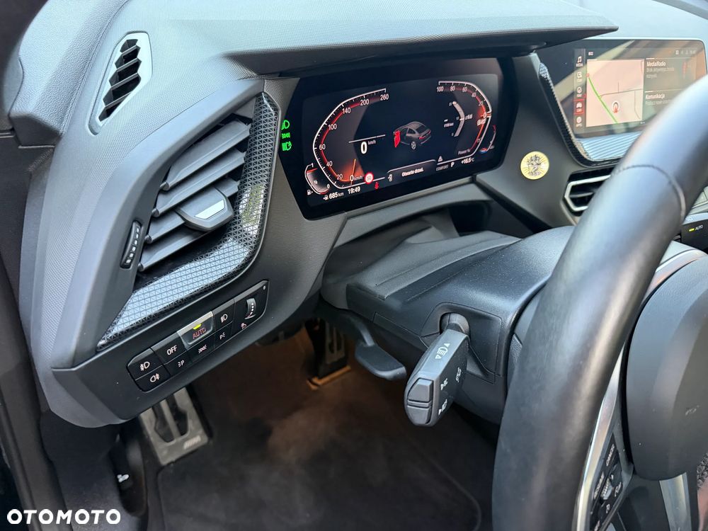 BMW Seria 2 218i M Sport - 17