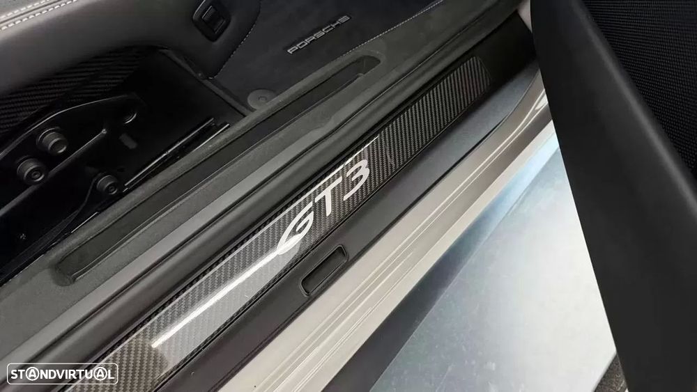 Porsche 911 (992) GT3 PDK - 23