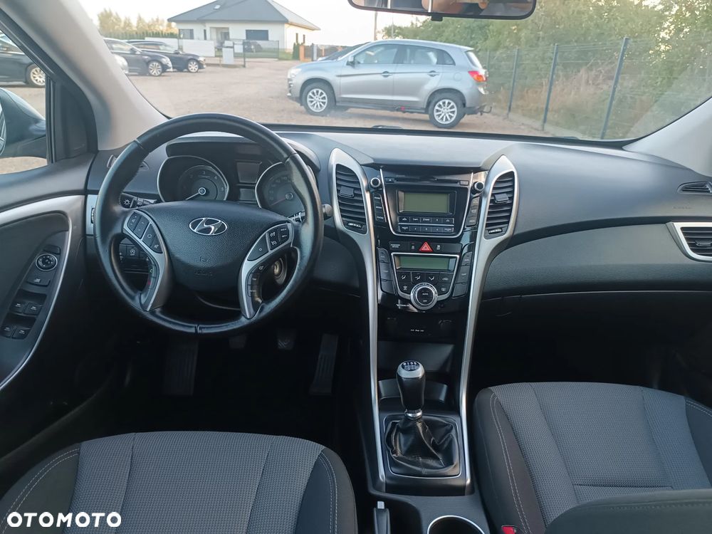 Hyundai i30 1.6 CRDi Blue Comfort - 27
