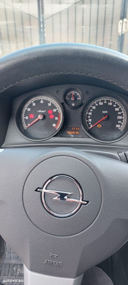 Opel Astra Classic 1.4i - 4