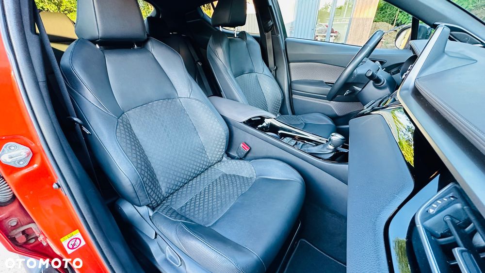 Toyota C-HR 2.0 Lounge - 36