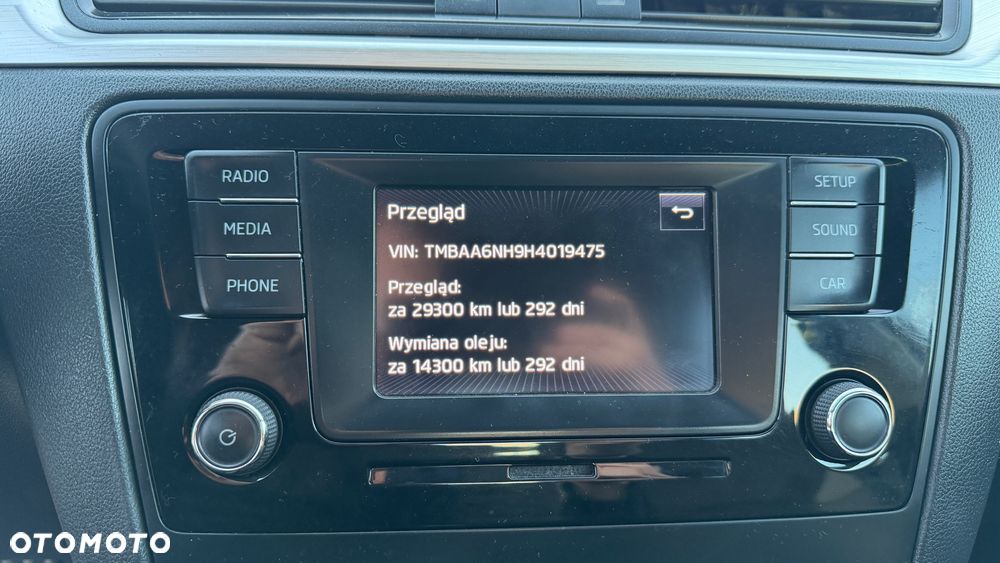 Skoda RAPID 1.2 TSI Ambition - 18