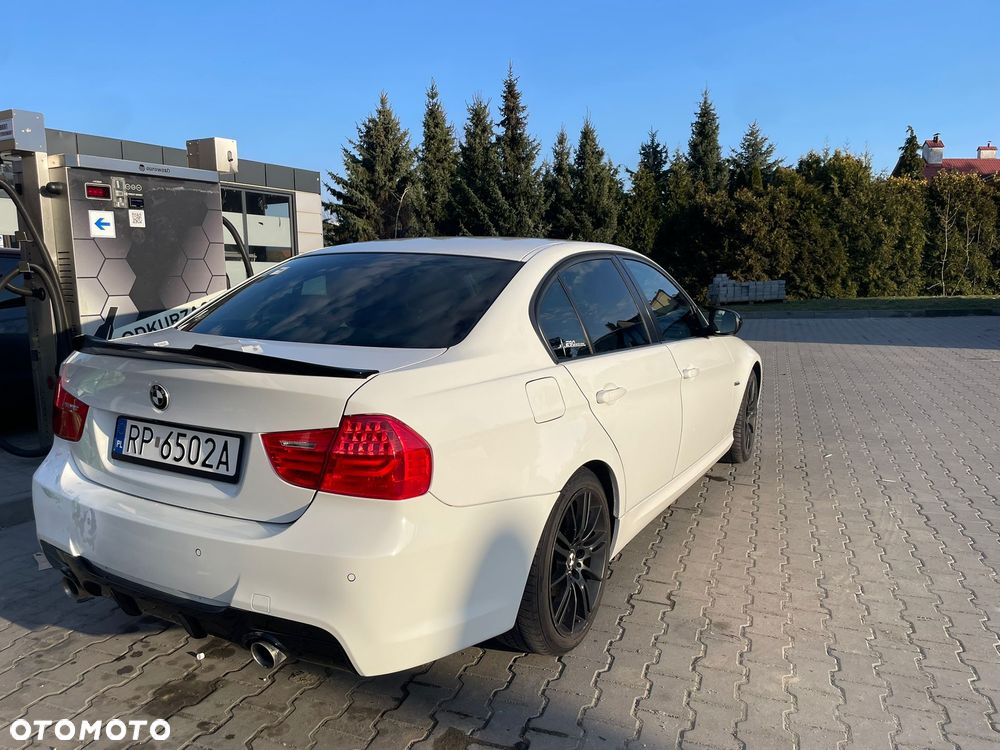 BMW Seria 3 320d - 8