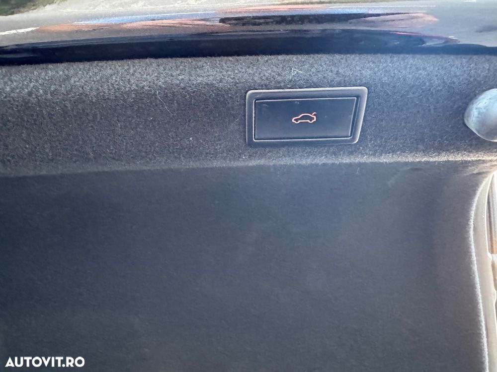 Skoda Superb 2.0 TDI DSG Style - 23