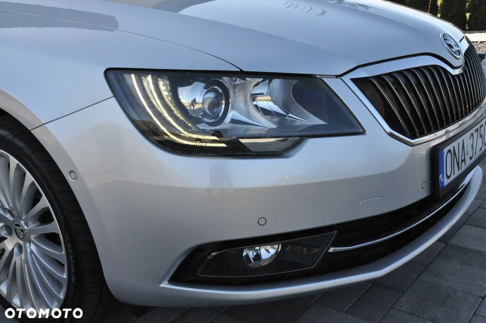 Skoda Superb 1.8 TSI DSG Exclusive - 15