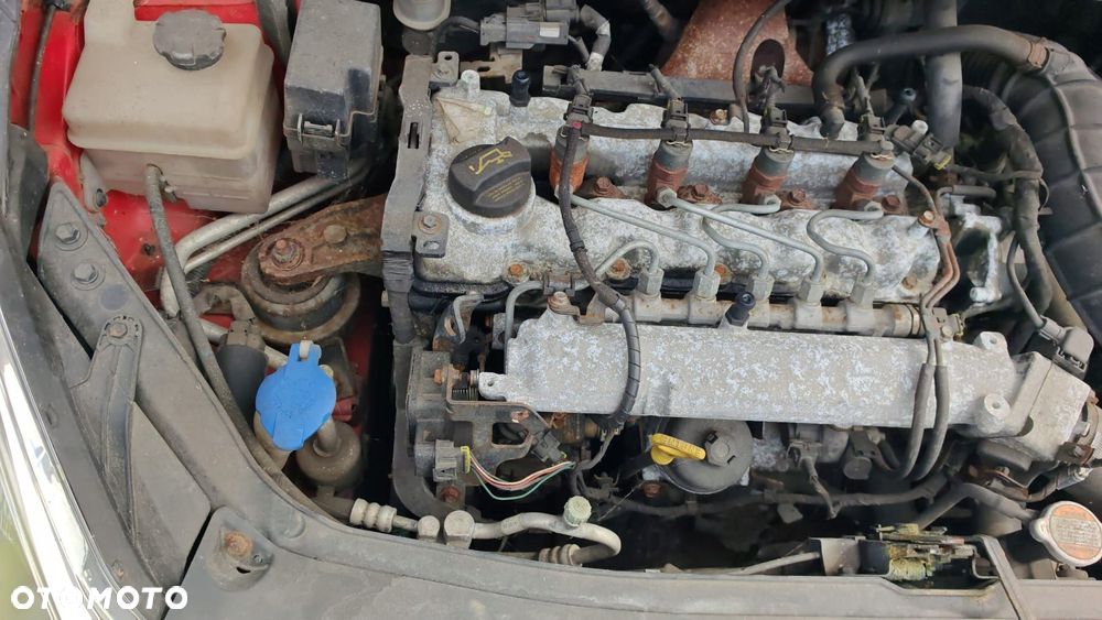 hyundai i20 silnik 1.4 diesel 75km d4fc bosch kompletny film - 1