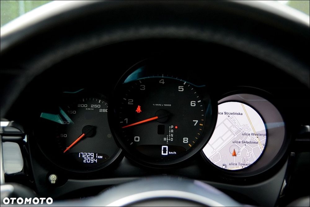 Porsche Macan Standard - 31