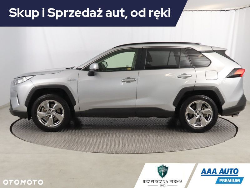 Toyota RAV4 - 3