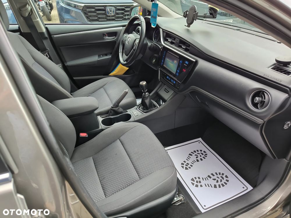 Toyota Corolla 1.6 Comfort - 7