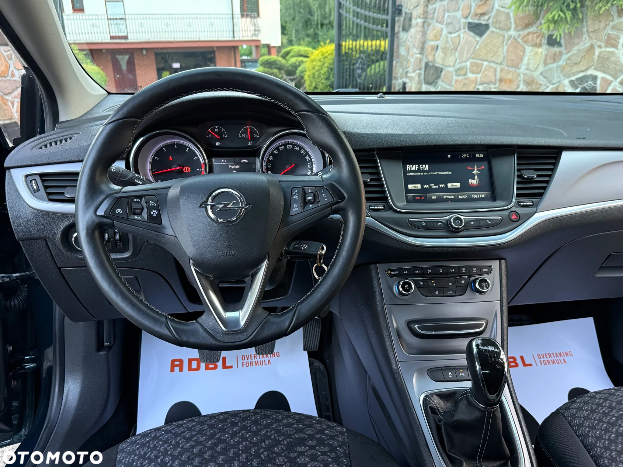 Opel Astra V 1.4 T Dynamic - 24
