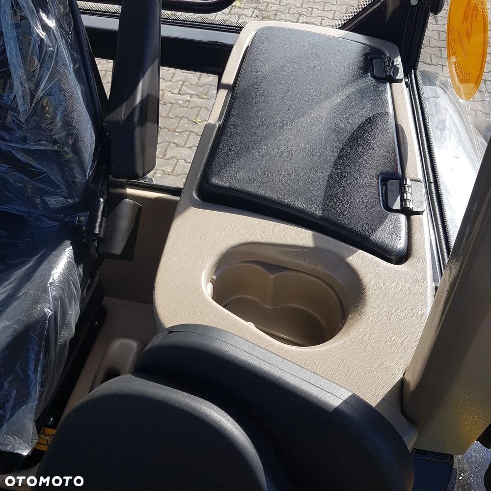 Farmtrac FT680 D TV  Z AC - 19