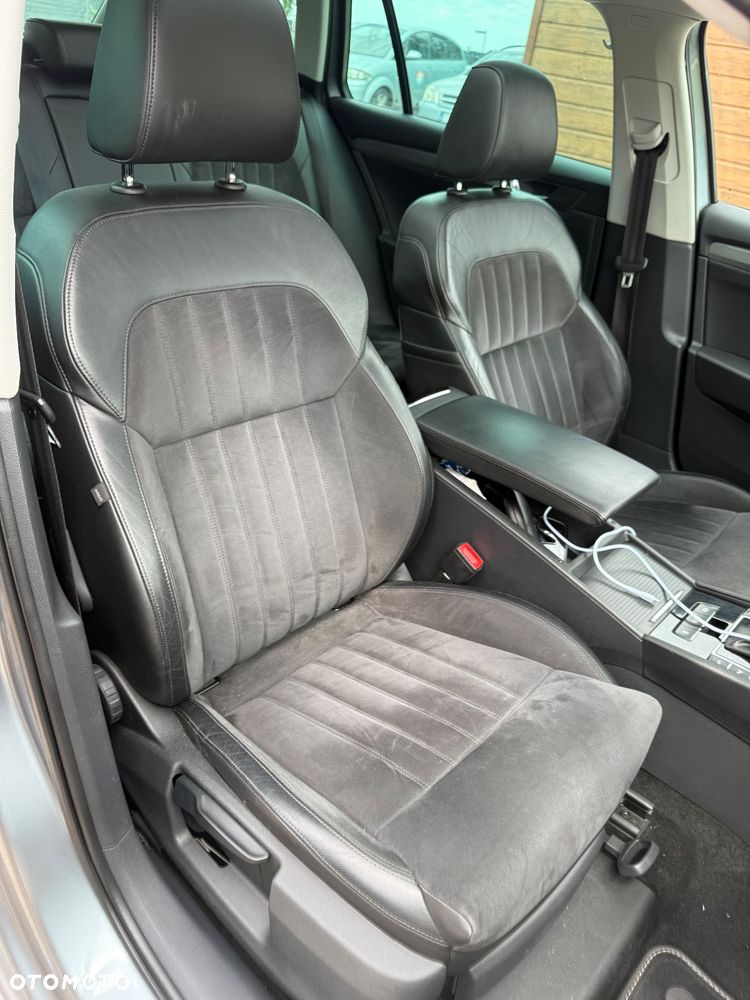 Skoda Superb 2.0 TDI Sportline DSG - 10