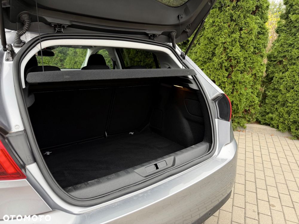 Peugeot 308 1.5 BlueHDi Allure Pack S&S EAT8 - 26