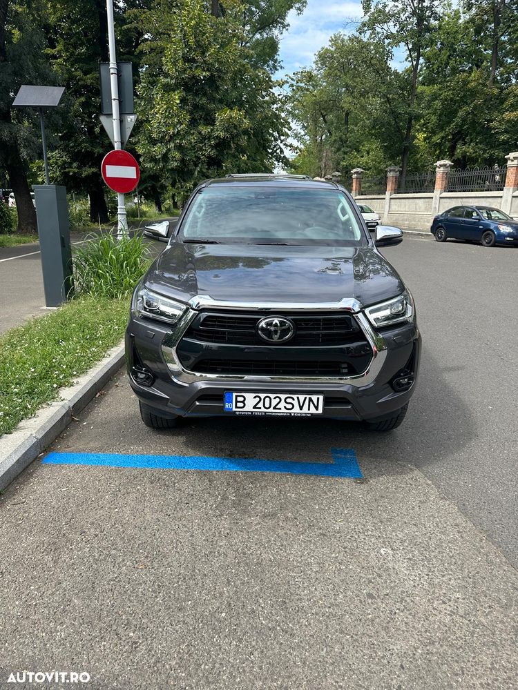Toyota Hilux - 5