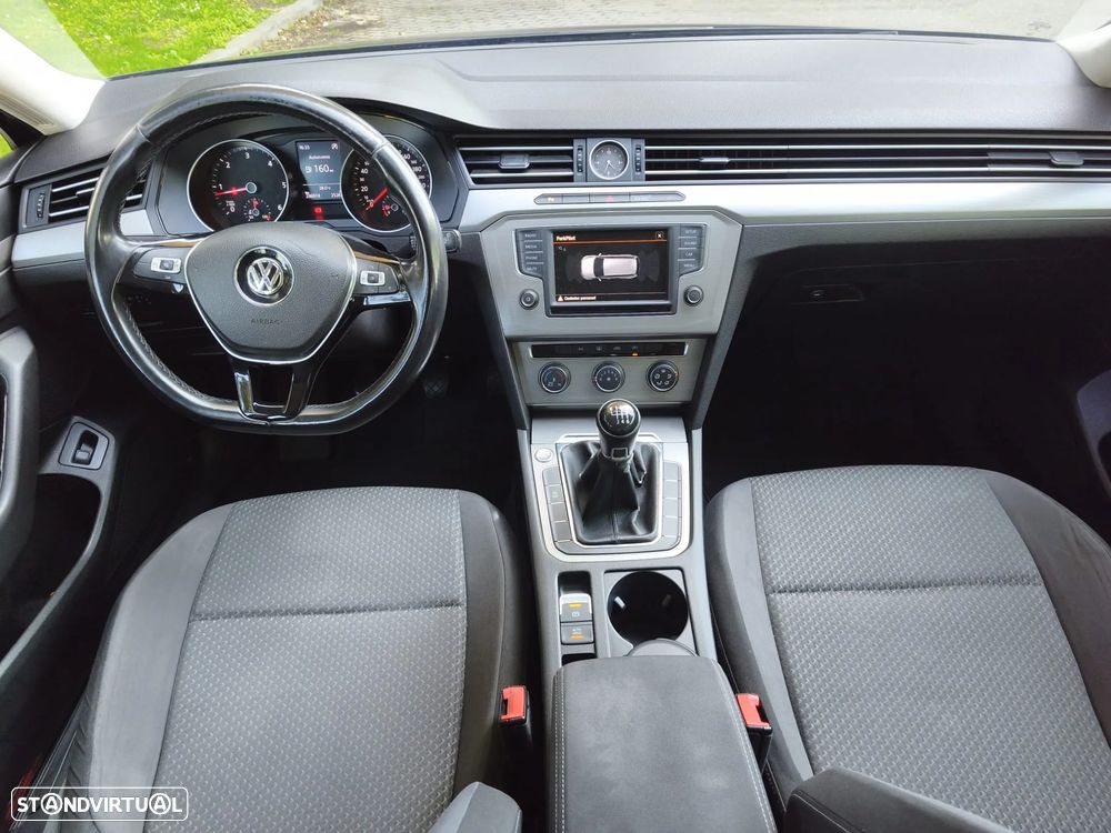 VW Passat Variant 1.6 TDI Confortline - 13