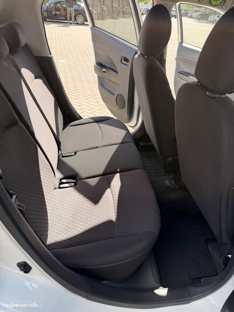 Mitsubishi Space Star 1.2 Intense - 11