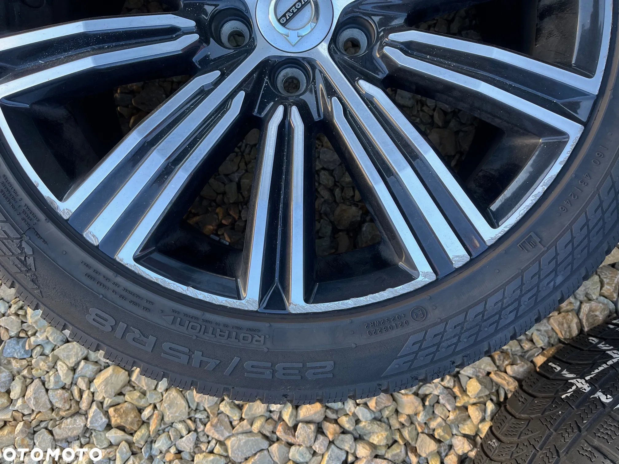 Koła aluminiowe 18' Volvo z oponą zimową - 6