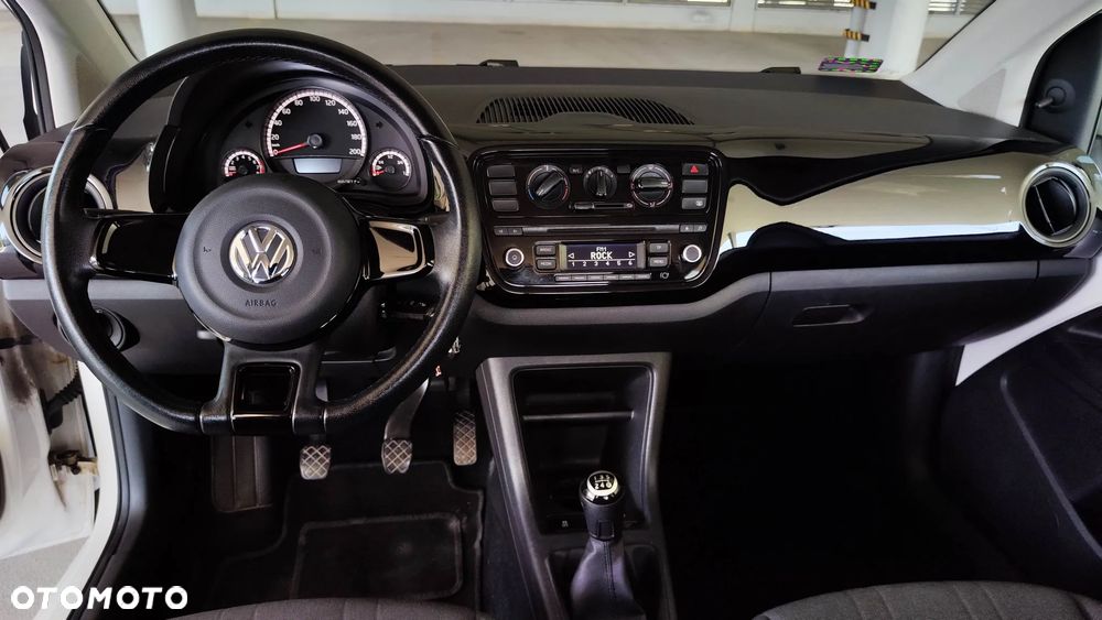 Volkswagen up! 1.0 move - 11