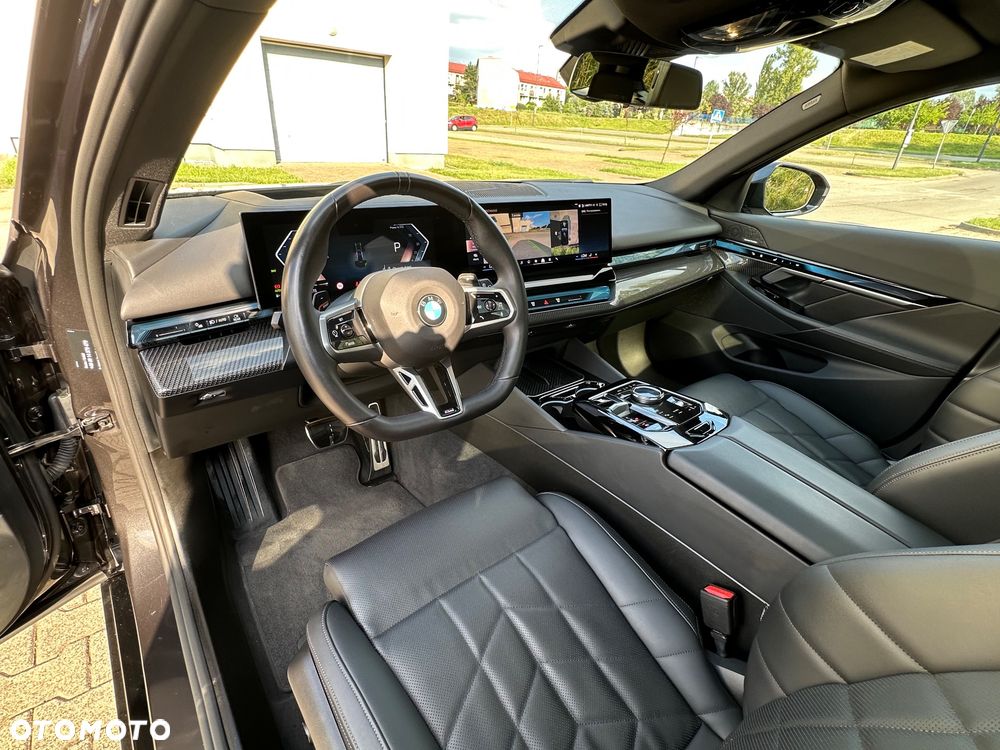 BMW Seria 5 520d xDrive mHEV - 30