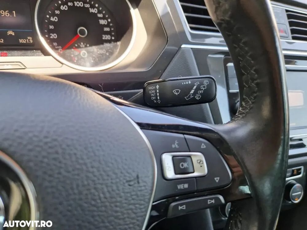 Volkswagen Tiguan - 20