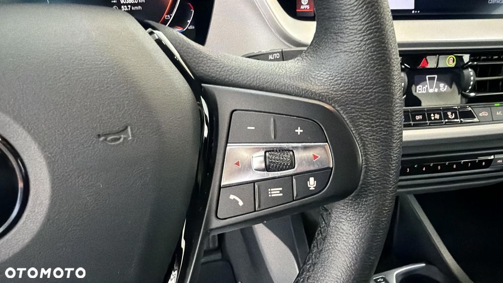 BMW Seria 1 118i Advantage - 21
