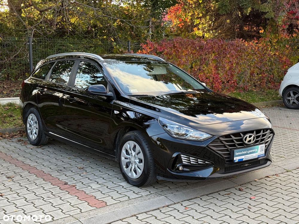 Hyundai i30 1.5 DPI Classic + - 28