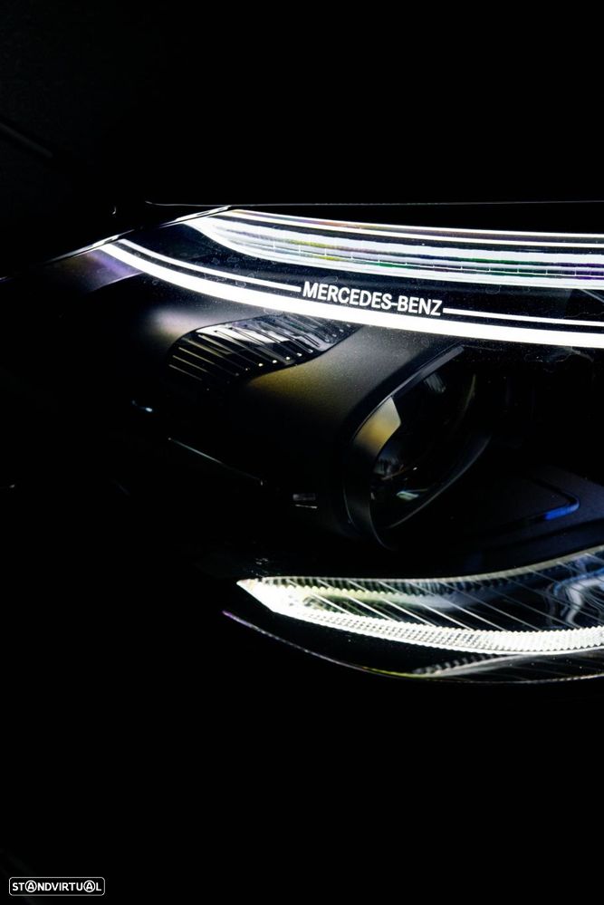 Mercedes-Benz E 300 - 53