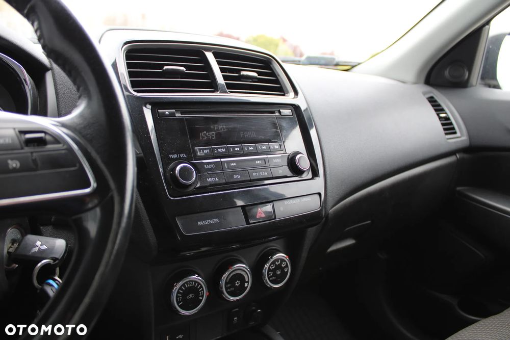 Mitsubishi ASX 1.6 Inform - 23