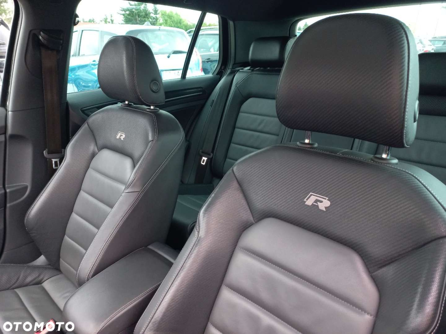 Volkswagen Golf - 14