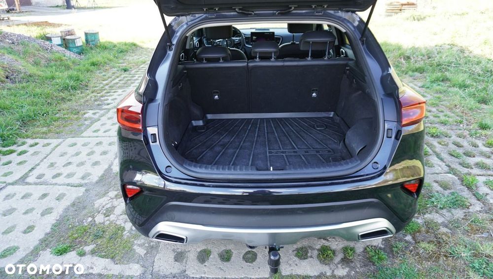 Kia XCeed 1.6 GDI PHEV L Business Line DCT - 24