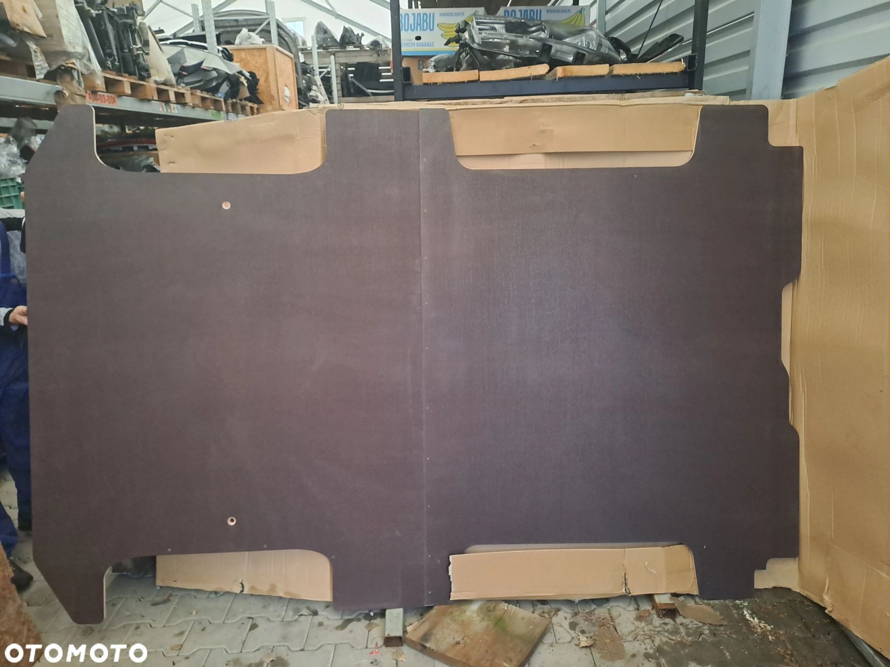 NISSAN NV300 PODŁOGA L2 NOWA 8201526115 ORYGINAL antypoślizgowa - 1