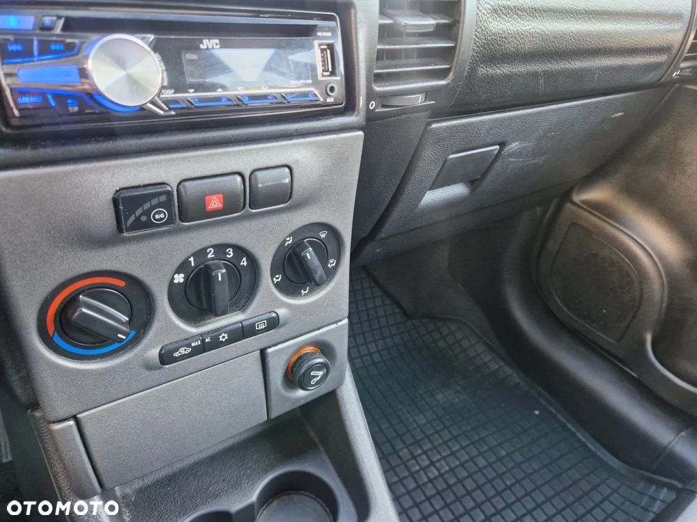 Opel Zafira 1.8 16V Comfort - 8