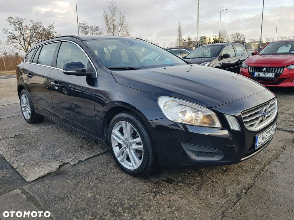 Volvo V60 D4 Momentum - 3