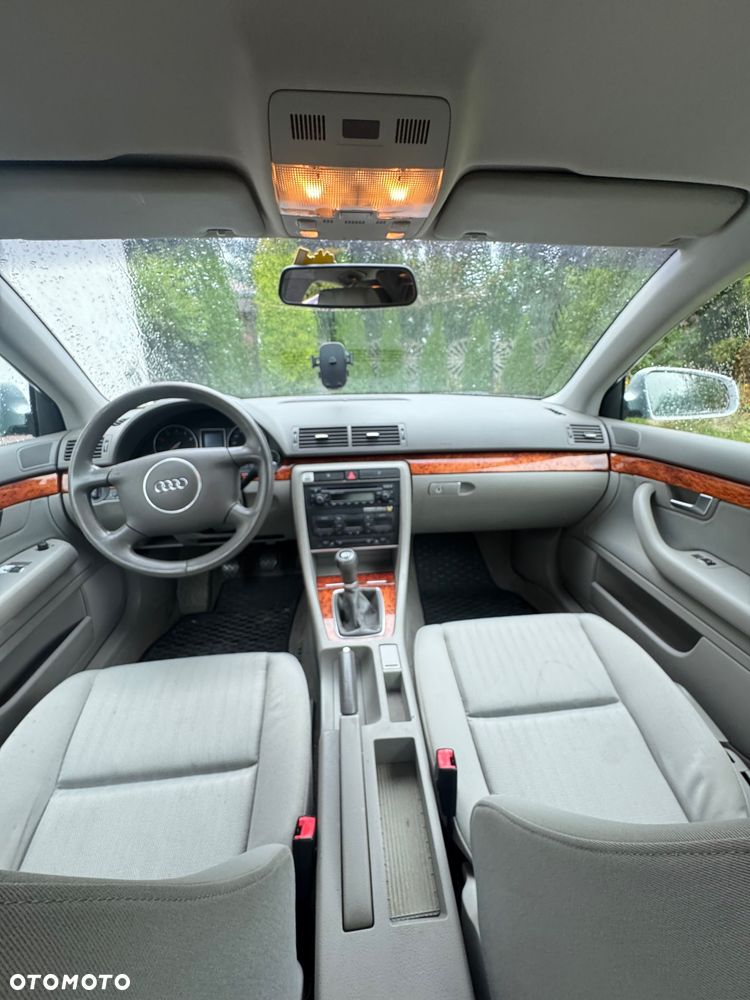Audi A4 Avant - 9