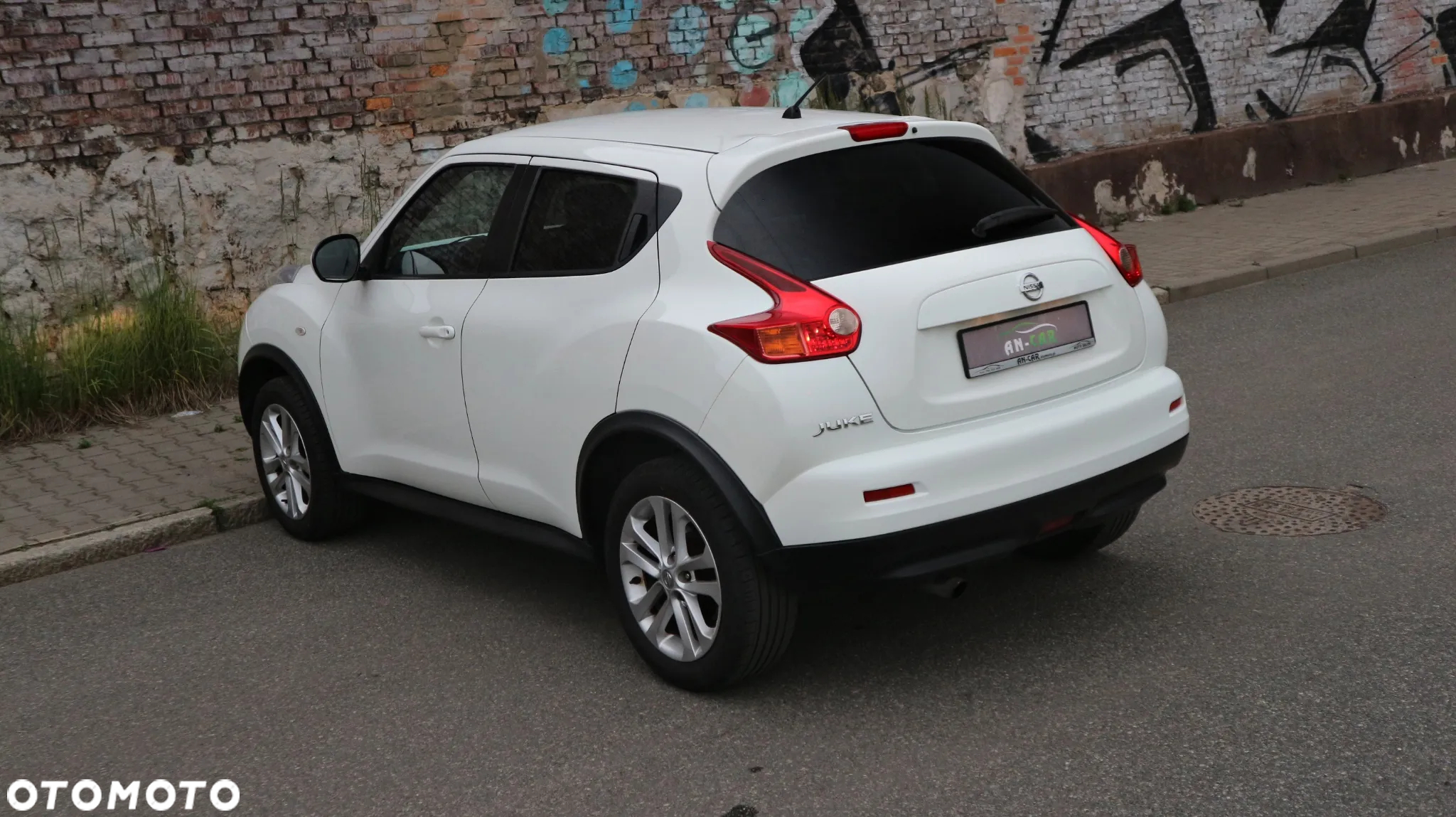 Nissan Juke 1.6 Tekna - 33