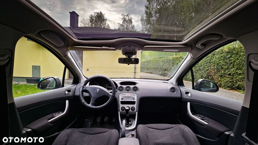 Peugeot 308 - 8