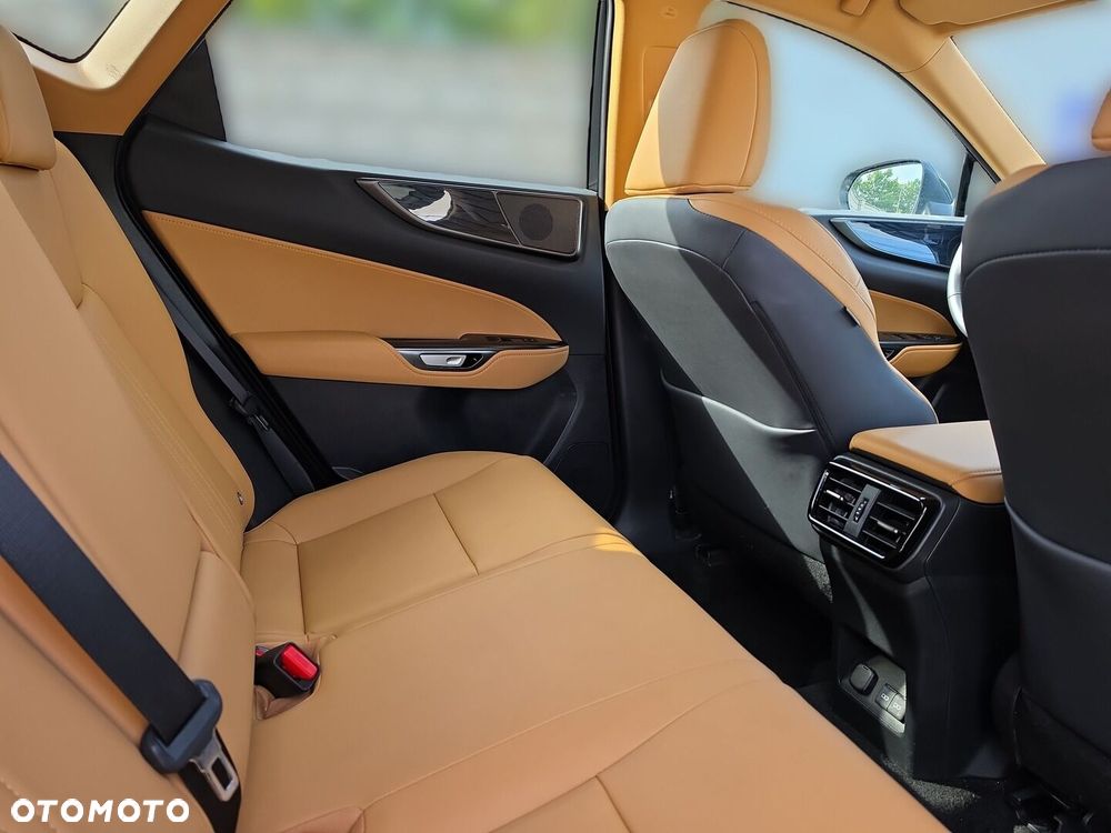 Lexus NX 350h Prestige AWD - 11