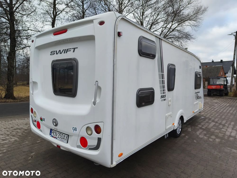 SWIFT CHARISMA 565 - 5