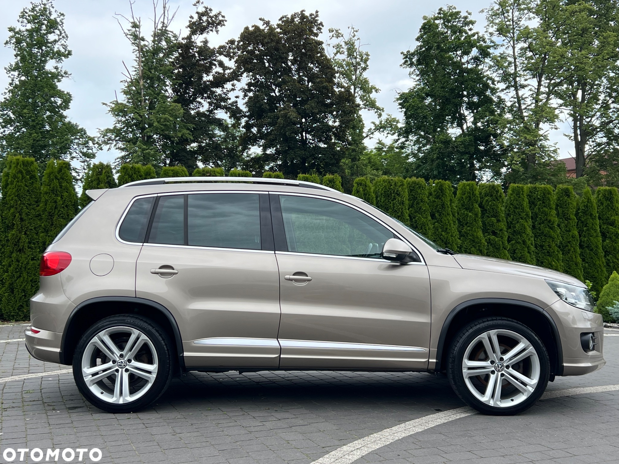 Volkswagen Tiguan 1.4 TSI 4Mot R-Style - 4