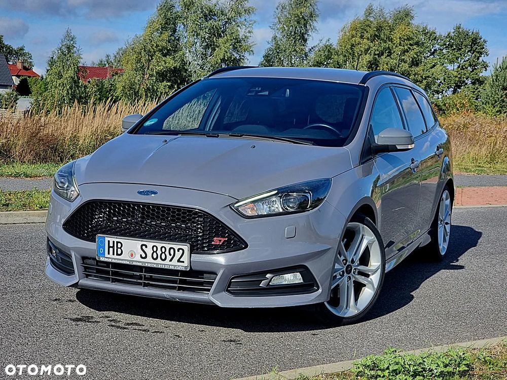 Ford Focus 2.0 TDCi ST - 12