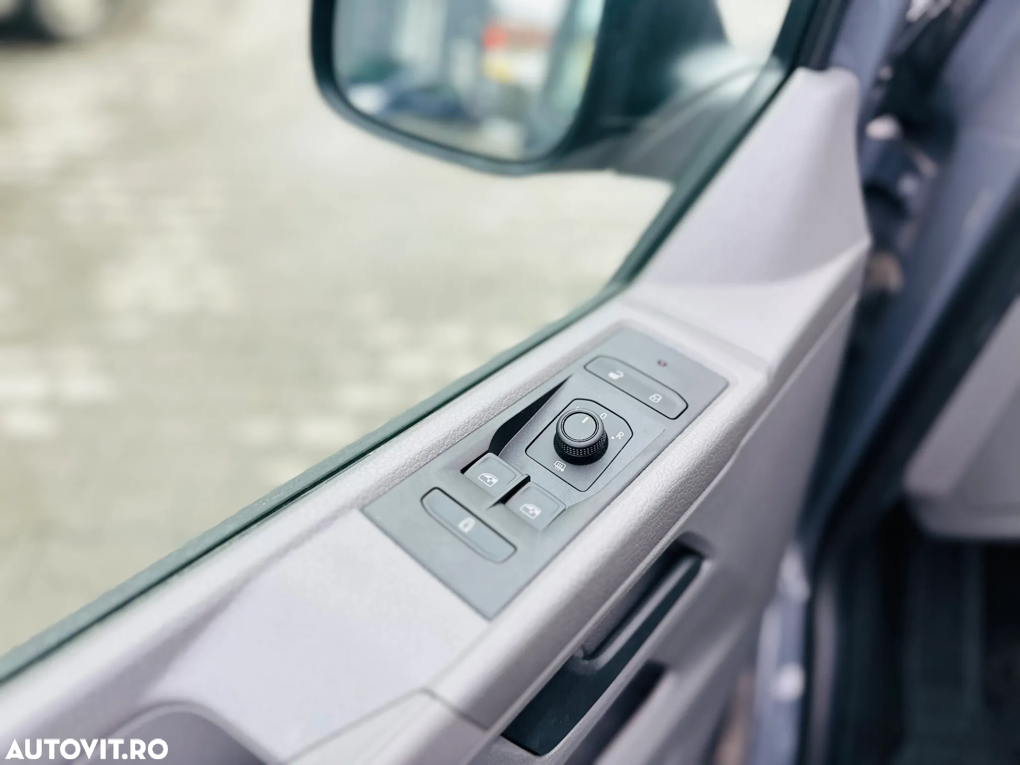 Volkswagen Transporter Sasiu CD T6.1 2.0 TDI 110 kW LR - 16
